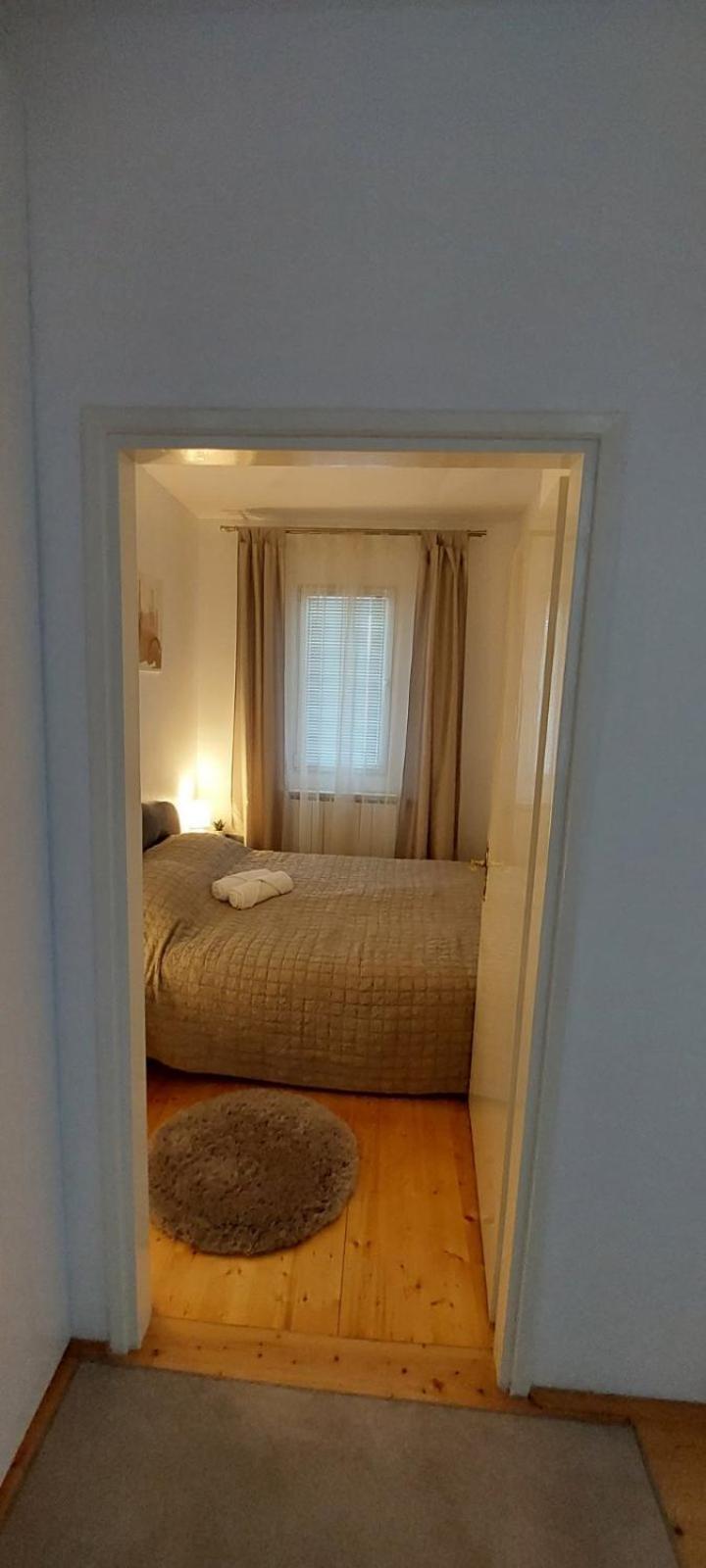 3 Min. Away Apartment